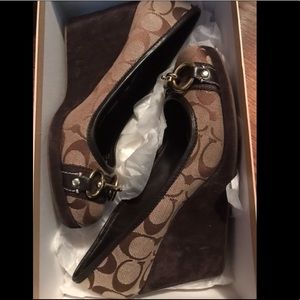 Coach closed toe wedges